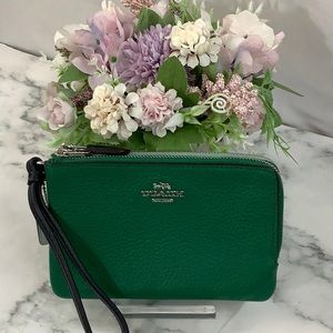 NWT Coach Colorblock Pebble Leather Double Corner Zip Wristlet